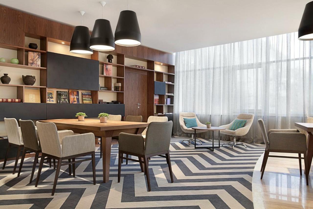 Khortitsa Palace Hotel Zaporizhia Ngoại thất bức ảnh