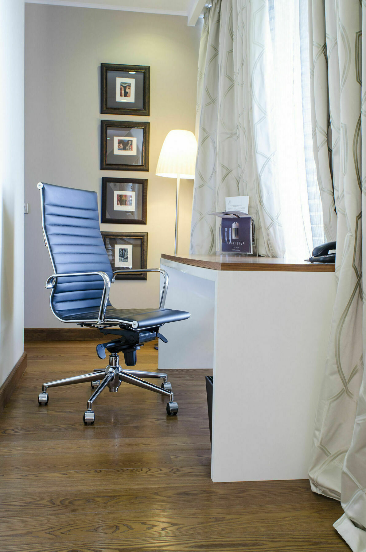 Khortitsa Palace Hotel Zaporizhia Ngoại thất bức ảnh