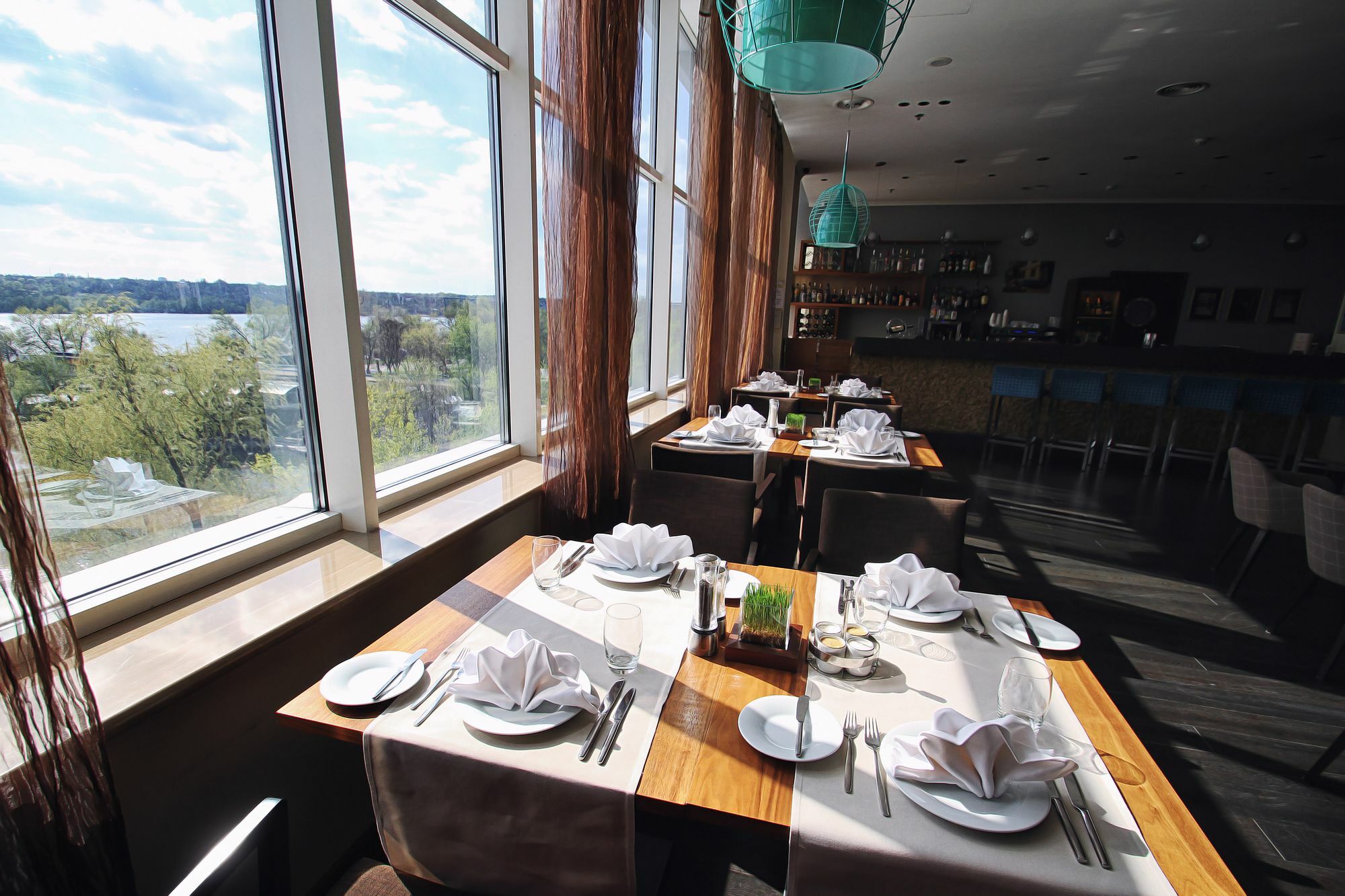 Khortitsa Palace Hotel Zaporizhia Ngoại thất bức ảnh